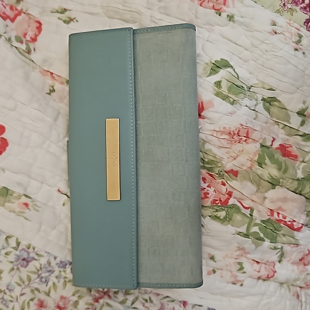 GUCCI Powder Blue Suede and Leather Wallet